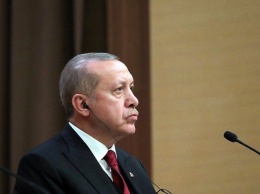 Избавиться от оков доллара: Турция жестко ответила на санкции и пошлины США