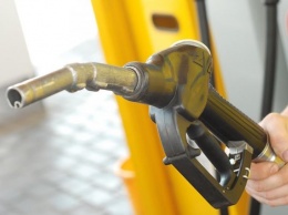 Из-за продаж бензина украинские нефтеперерабатывающие заводы не могут нарастить долю рынка - эксперт