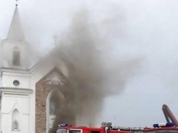 От удара молнии загорелся 150-летний костел
