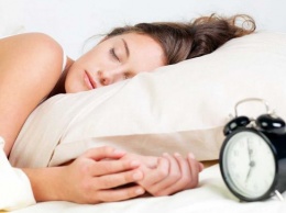 Медики рассказали, сколько нужно спать, чтобы не умереть молодыми