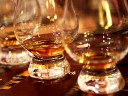 В Шотландии выставили на торги бутылку виски за $1,1 млн