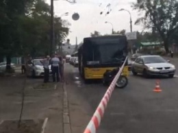 Расстрел в Киеве: мотоциклист всадил 10 пуль в водителя троллейбуса