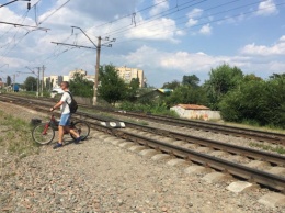 В Ирпене планируют до конца августа начать строительство наземного железнодорожного перехода