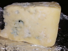 Найден древнейший в мире сыр с "проклятием"