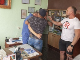 Бывший кандидат в мэры Каменского от "Укропа" задержан за нападение на врача