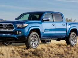 Автограф Чака Норриса сделал пикап Toyota Tacoma «супергеройским»