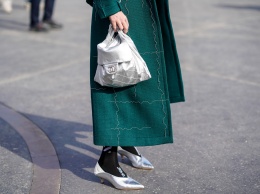 Streetstyle: с чем носят сумки Chanel по всему миру