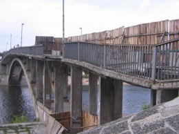 Обвал моста в итальянской Генуе мог стать следствием коррупции - СМИ