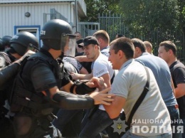 Полицейские Днепра и военнослужащие отрабатывали совместные действия при осложнениях охраны общественного порядка