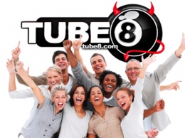 Tube8 будет платить посетителям за просмотр порно