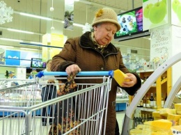 Средний чек россиянина за продукты достиг минимума за два года