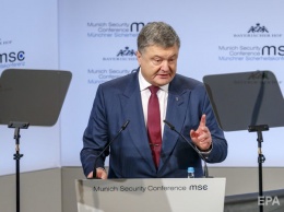 Порошенко: В этом году запланировано открытие 8212 инклюзивных классов в украинских школах