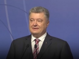 Порошенко: С 1 сентября украинские школьники будут учиться по новым стандартам