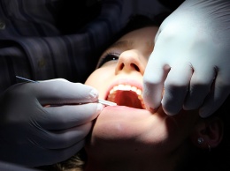 Исследование: болезни зубов преследуют людей на протяжении всей эволюции