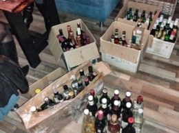 Мелитопольские правоохранители нашли цех подпольного вина