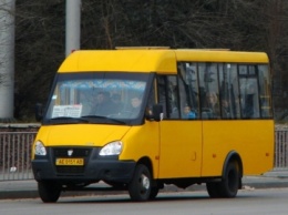 Как будут ездить маршутки и автобусы Днепра во время перекрытия Сичеславской Набережной на День Независимости?