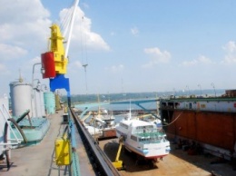 Азовский судоремонтный завод отремонтировал первое с 2014 года пассажирское судно