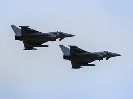 Истребители НАТО сопровождали российский самолет на Черным морем