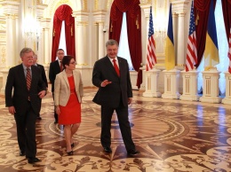 Сенатор США рассказал как защитить русскоговорящих украинцев от Кремля