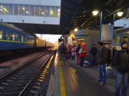 Масштабный железнодорожный коллапс в Украине, остановлены поезда: что произошло