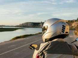Feher ACH-1 - умный охлаждающий шлем для мотоциклистов