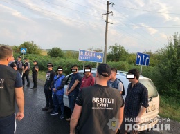 Шестеро нелегалов заехали на такси в Украину по пути в Германию