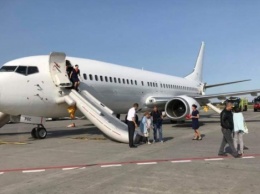В аэропорту Праги эвакуировали 100 человек из-за задымления в салоне самолета