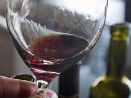 Крымским виноделам нужно отвоевывать рынок у западных вин - эксперт