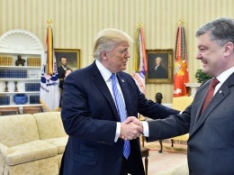 СМИ узнали, когда состоится встреча Порошенко и Трампа