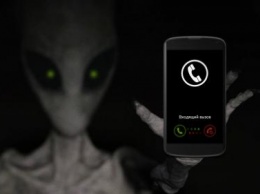 Пришельцы с Нибиру смогут позвонить землянам по телефону - конспирологи