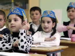 В Севастополе директор школы отказалась открывать класс с крымскотатарским языком обучения