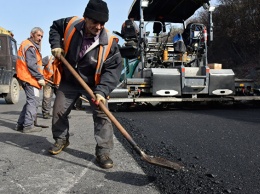 Крым за шесть лет планирует получить на ремонт дорог 140 млрд рублей