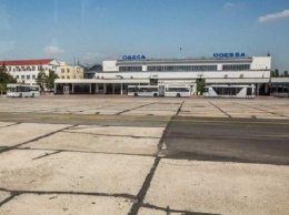 Текущий ремонт «взлетки» Одесского аэропорта обойдется почти в 2,7 миллиона гривен