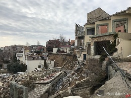 Спасти Черноморск от оползня просят Кабмин: из горбюджета потратили уже 68 миллионов гривен