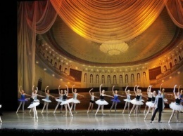 Артисты балета из столицы ДНР отправляются на гастроли в США и Китай