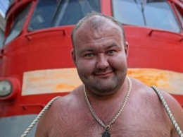 «Новый рекорд Гиннеса»: Россиянин Иван Савкин сдвинул с места 600-тонный поезд