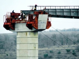 Впечатляющие снимки и несколько фактов о запорожских мостах-недостроях (ФОТО)