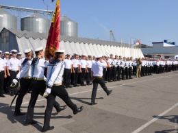 В Одессе приняли присягу курсанты военно-морских учебных заведений