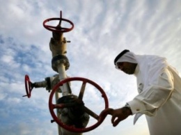 Саудовская Аравия увеличила добычу нефти назло России