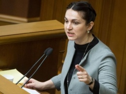 Депутатша Рады закатила истерику из-за «обстрела украинских мозгов»