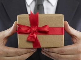 Как выбрать подарок для мужчины на день рождения: практические советы