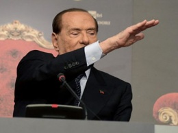 Берлускони хочет купить итальянский клуб