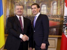 Президент Украины предложил Австрии взять шефство над Донбассом