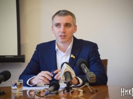 Мэр Николаева Сенкевич обязал всех чиновников завести аккаунты в Facebook