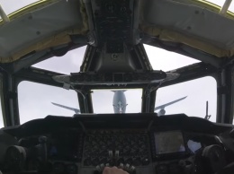 Видео: как действует экипаж стратегического бомбардировщика B-52