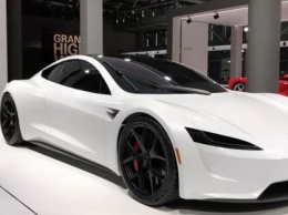 Tesla показала Roadster 2.0 на автошоу в Швейцарии