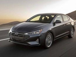 Hyundai озвучил цены на Elantra образца 2019 года