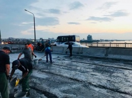 Пожар на Новом мосту: горели кабели под пешеходной частью