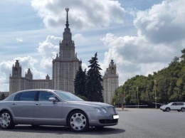 Bentley больше не считается роскошью в России