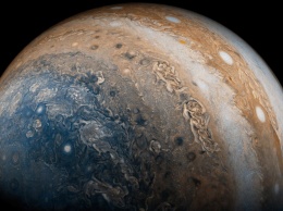 Магнитное поле Юпитера оказалось более сложным, чем предполагалось